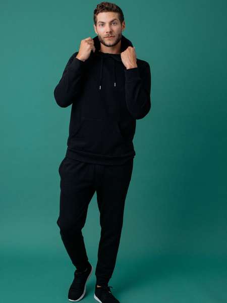 Black Fleece Sweatpants + Sweatshirt | Fresh Clean Threads